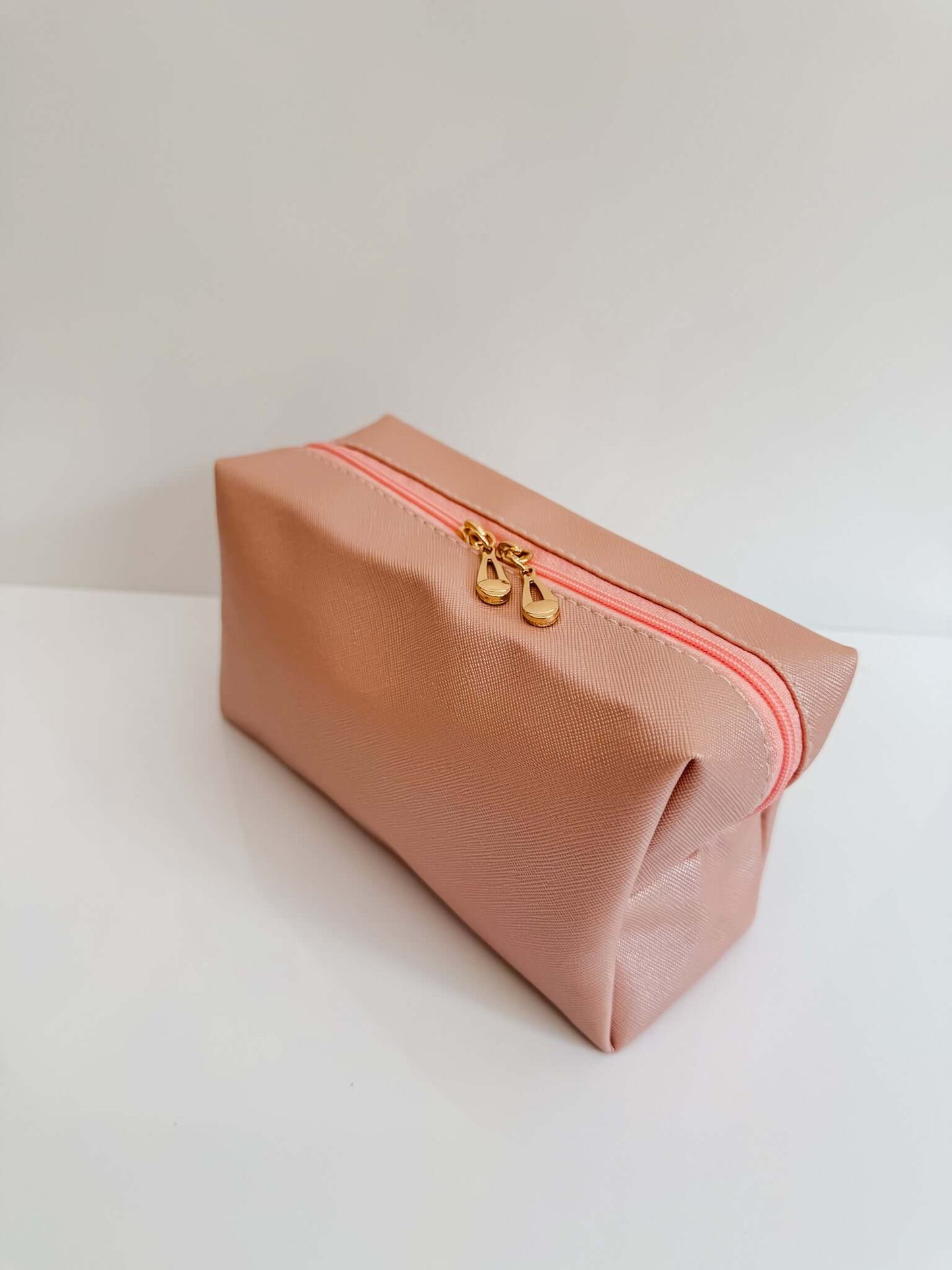 Travel Cosmetic Bag - CosMedical Technologies