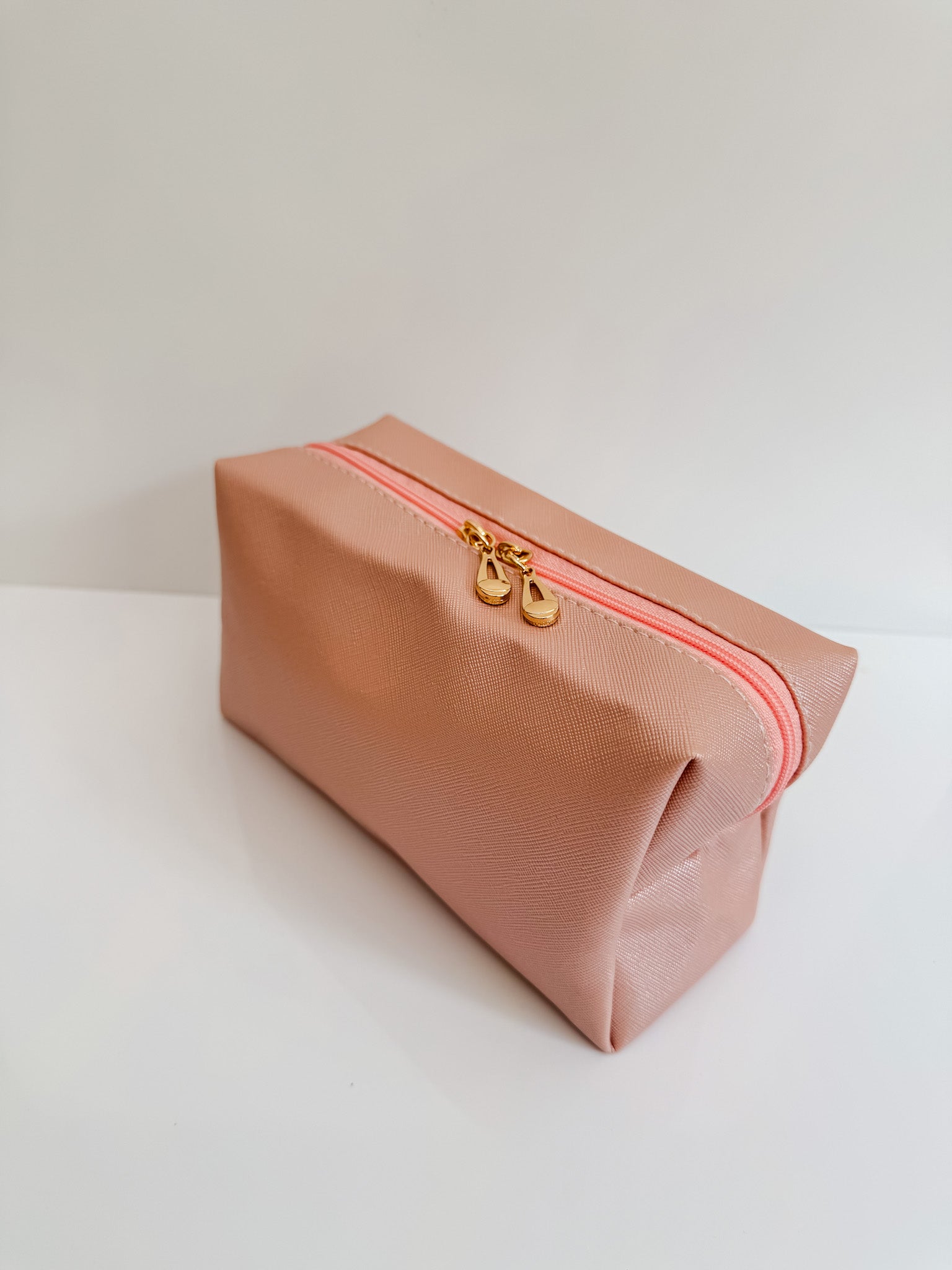 Travel Cosmetic Bag - CosMedical Technologies